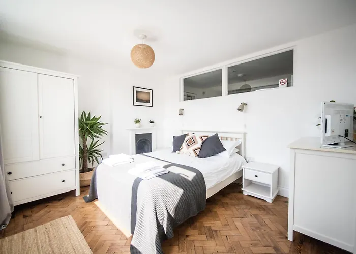 Flat 1 Teneriffe